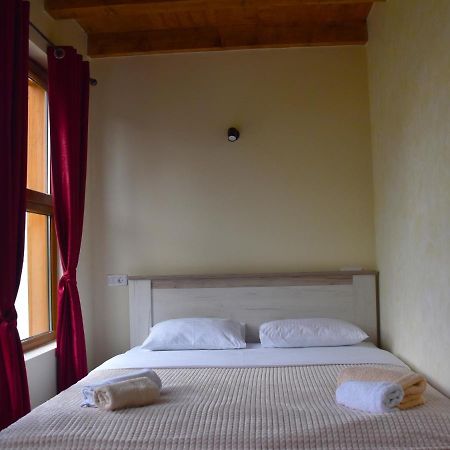 Apartmani I Restoran Sljeme Žabljak Eksteriør bilde