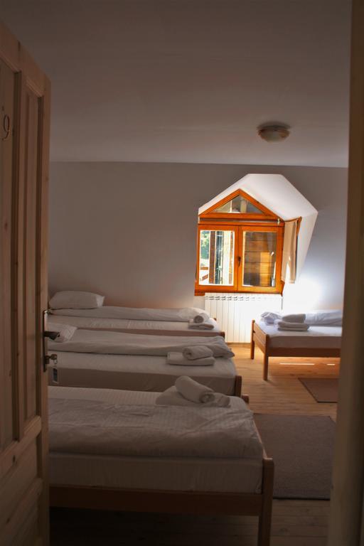 Apartmani I Restoran Sljeme Žabljak Rom bilde